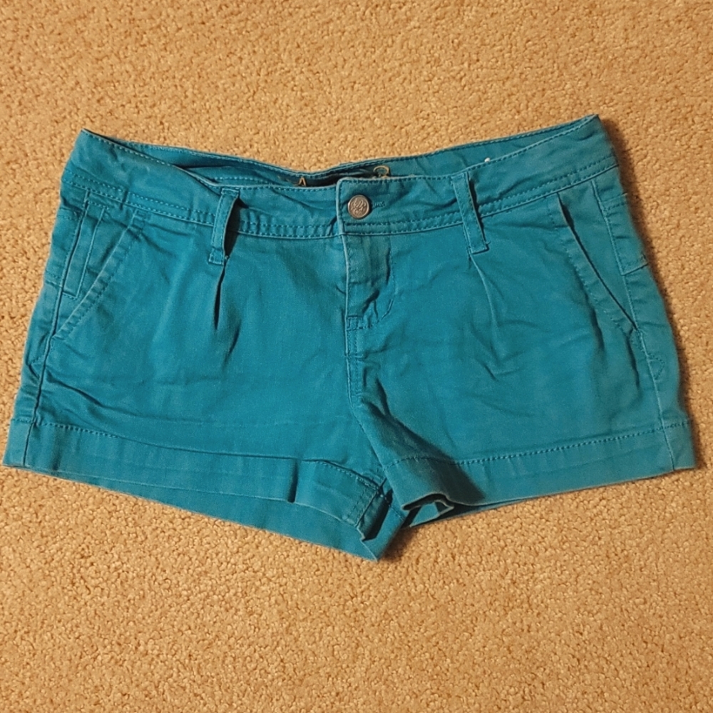 ☆ American Rag ☆ Turquoise Denim Shorts